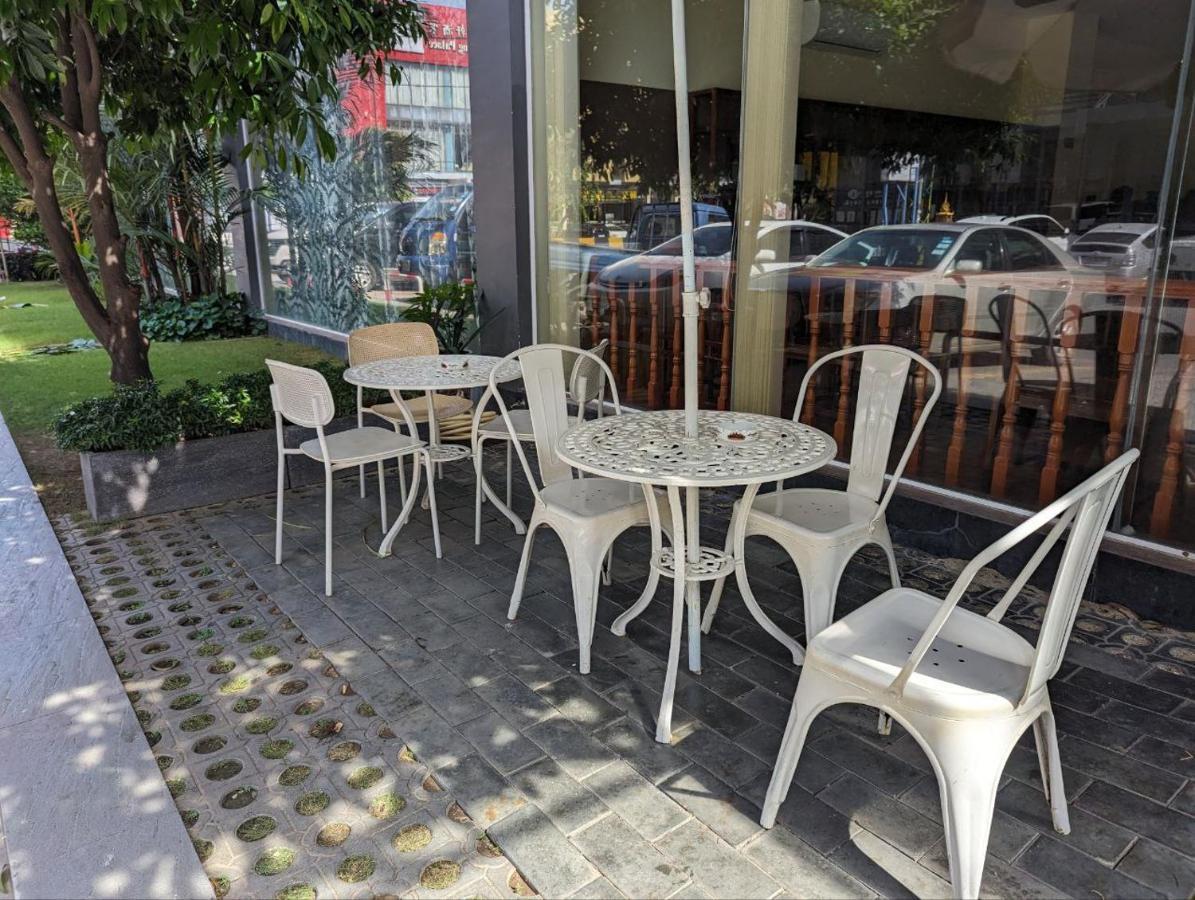 中青秋果酒店 True Go Hotel Phnom Penh Eksteriør bilde